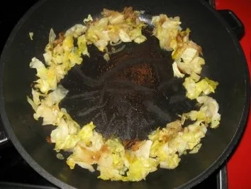 Rezept: Krautfleckerl...von Resten Bild Nr. 2 Krautfleckerl...von Resten - Rezept - Bild Nr. 2