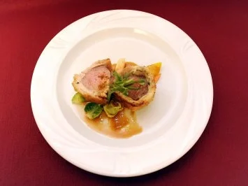 Kalbsfilet in der Brotkruste auf Gemüse (Verena Kerth) - Rezept