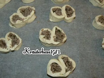 Blätterteigschweinsöhrchen mit Hackfleisch - Rezept - Bild Nr. 2