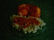 Fetafrikadellen in Soße - Rezept