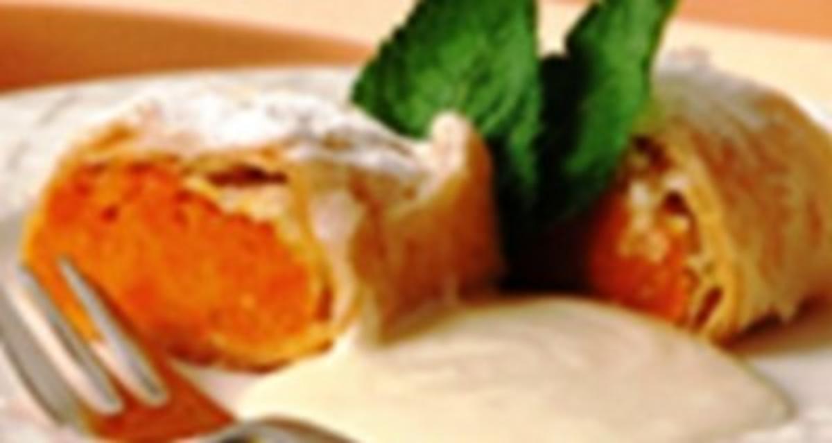 Bilder für Kürbis-Strudel mit Vanilleschaum - Rezept