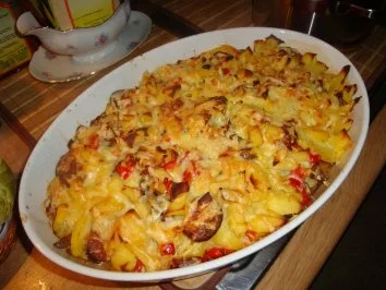 Rezept: Kartoffelauflauf mit Knobiwurst Kartoffelauflauf mit Knobiwurst - Rezept