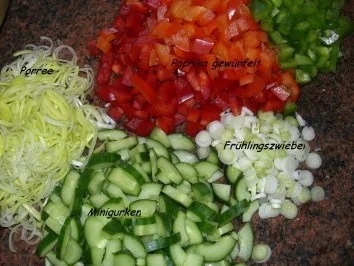 Rezept: Salatbar: BAUERNSALAT, griechische Art Bild Nr. 4 Salatbar: BAUERNSALAT, griechische Art - Rezept - Bild Nr. 4