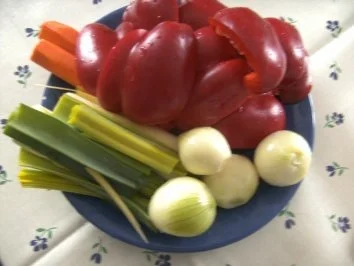 Kassler-Paprika-Gemüse Topf  auf Kartoffel-Pürree - Rezept - Bild Nr. 3