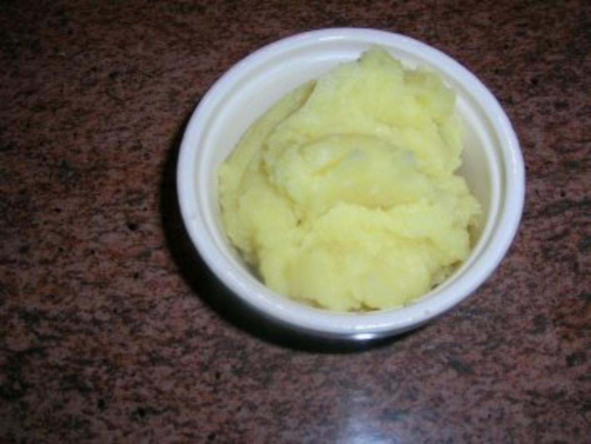 Kartoffel-Knoblauch-Püree zu meinem Gericht Skrei mit Fenchel-Muschelragout (siehe mein KB) - Rezept - Bild Nr. 2