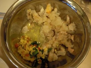 Tomaten-Ingwer-Suppe mit Garnelenröllchen - Rezept - Bild Nr. 4