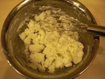 Ziegenkäsemousse mit Lavendel-Melonen-Tatar und Walnußcrackern - Rezept - Bild Nr. 2