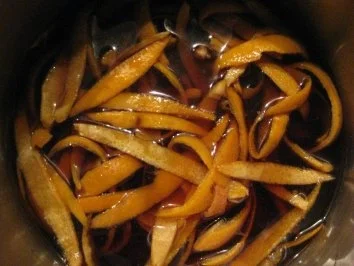 Rezept: Orangenschalen in Ingwersirup Bild Nr. 8 Orangenschalen in Ingwersirup - Rezept - Bild Nr. 8