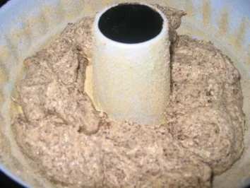 Rezept: Backwaren: Mohn Gugelhupf Bild Nr. 7 Backwaren: Mohn Gugelhupf - Rezept - Bild Nr. 7