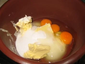 Rezept: Backwaren: Mohn Gugelhupf Bild Nr. 10 Backwaren: Mohn Gugelhupf - Rezept - Bild Nr. 10