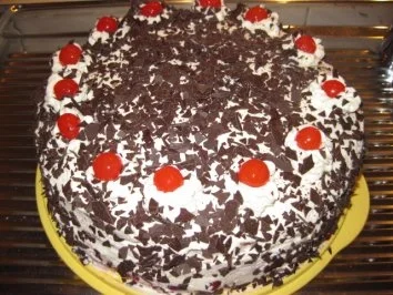 Meine Schwarzwälder Kirschtorte.... - Rezept - Bild Nr. 18