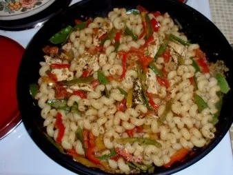 Rezept: Deftige Gemüse-Puten-Nudel-Pfanne Bild Nr. 6 Deftige Gemüse-Puten-Nudel-Pfanne - Rezept - Bild Nr. 6