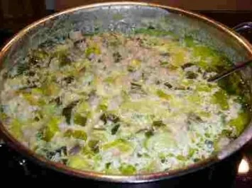 Hackfleisch-Käse-Lauch-Eintopf - Rezept