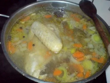 Hühnerbrühe - Nudelsuppe - Rezept - Bild Nr. 9