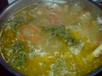 Hühnerbrühe - Nudelsuppe - Rezept - Bild Nr. 11