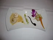 Rezept: Huhn-Krebs-Roulade mit Pistaziensoße und Gemüsereis Huhn-Krebs-Roulade mit Pistaziensoße und Gemüsereis - Rezept