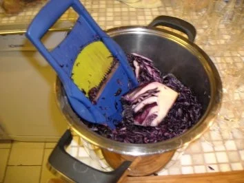 Rezept: Apfelrotkohl Bild Nr. 2 Apfelrotkohl - Rezept - Bild Nr. 2