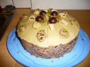 Rezept: Mozarttorte Bild Nr. 17 Mozarttorte - Rezept - Bild Nr. 17