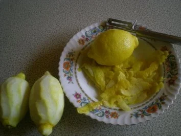 Liköre : Limoncello - Rezept - Bild Nr. 2