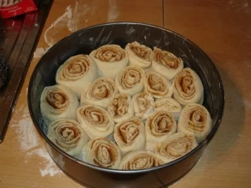 Rezept: Schneckenkuchen mit Zimt Schneckenkuchen mit Zimt - Rezept