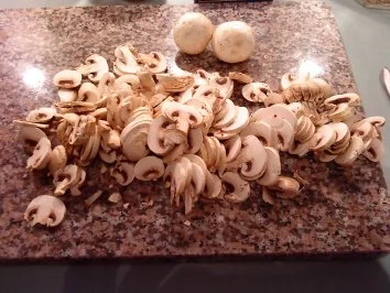 Rezept: Spaghetti Bolognese mit Champignons Bild Nr. 2 Spaghetti Bolognese mit Champignons - Rezept - Bild Nr. 2