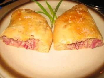 Vegetarisch:  Zwiebel-Knoblauch-Calzone - Rezept - Bild Nr. 2