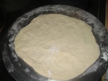 Vegetarisch:  Zwiebel-Knoblauch-Calzone - Rezept - Bild Nr. 8