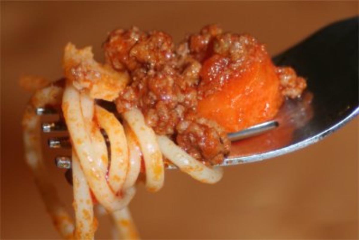 Spaghetti Bolognese - Rezept - Bild Nr. 2