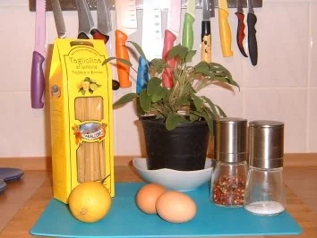 Rezept: Bandnudeln mit Zitronensauce Bild Nr. 2 Bandnudeln mit Zitronensauce - Rezept - Bild Nr. 2