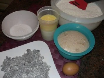 Hefe:   ROSINEN~BUTTER~STUTEN - Rezept - Bild Nr. 2