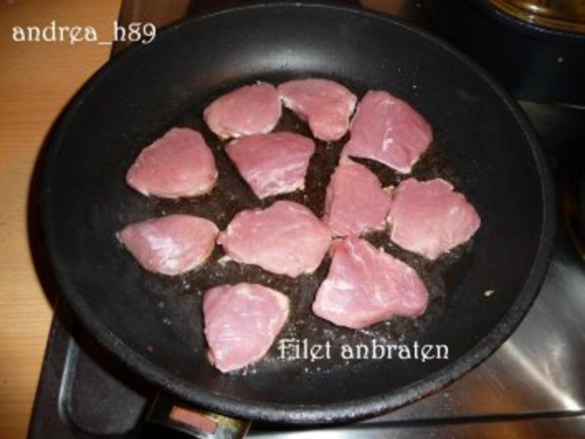 Schweinefilet in Pfefferrahmsauce - Rezept - kochbar.de