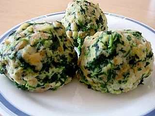 Rezept: Spinatknödel Bild Nr. 3 Spinatknödel - Rezept - Bild Nr. 3