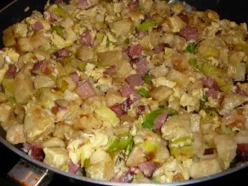 Semmelknödel-Reste-Pfanne - Rezept