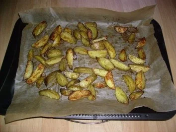 Rezept: Rosmarin Backofenkartoffeln Rosmarin Backofenkartoffeln - Rezept