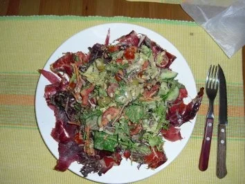Rezept: Rindschinken mit bunten Salat und Honig Senf Vingrette Rindschinken mit bunten Salat und Honig Senf Vingrette - Rezept