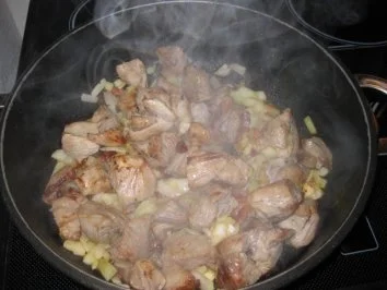 Putengulasch mit Spätzle - Rezept - Bild Nr. 3