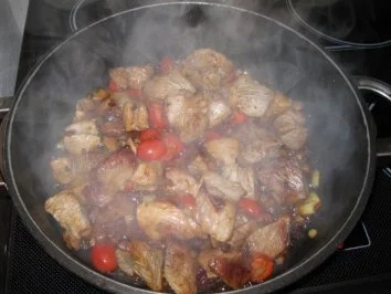 Putengulasch mit Spätzle - Rezept - Bild Nr. 4