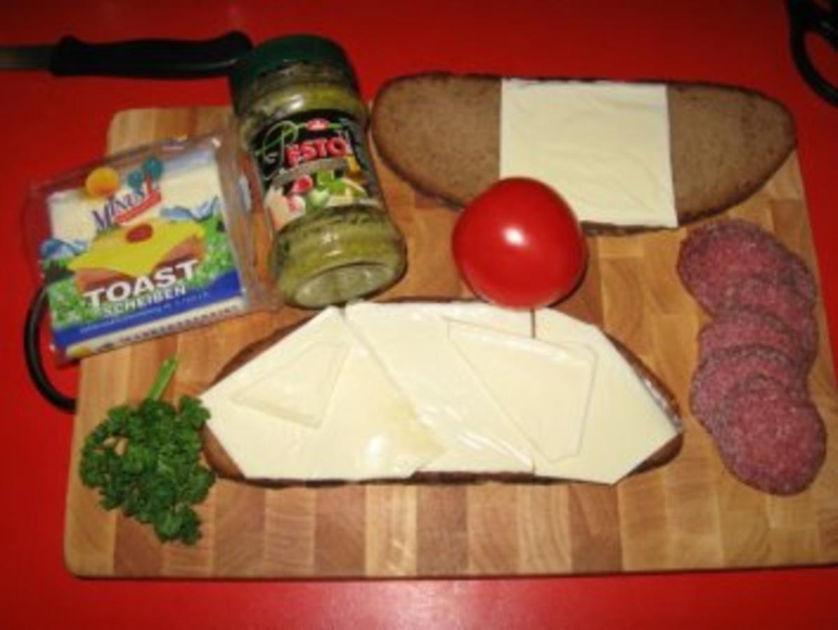 Grillbrot-Käse-Salami-Tomate+Pesto - Lactosefrei - Rezept - Bild Nr. 2