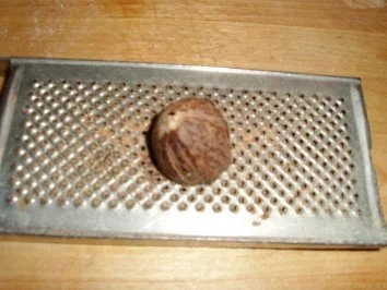 Seeteufel mit Blattspinat und Rosmarinkartoffeln - Rezept - Bild Nr. 3