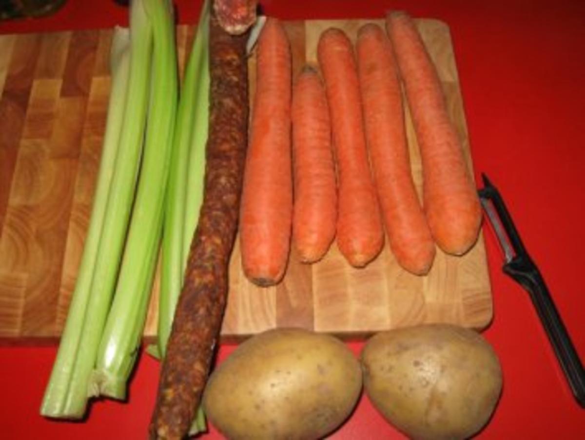 Karottensuppe mit Paprikamettwurst - Rezept - Bild Nr. 2