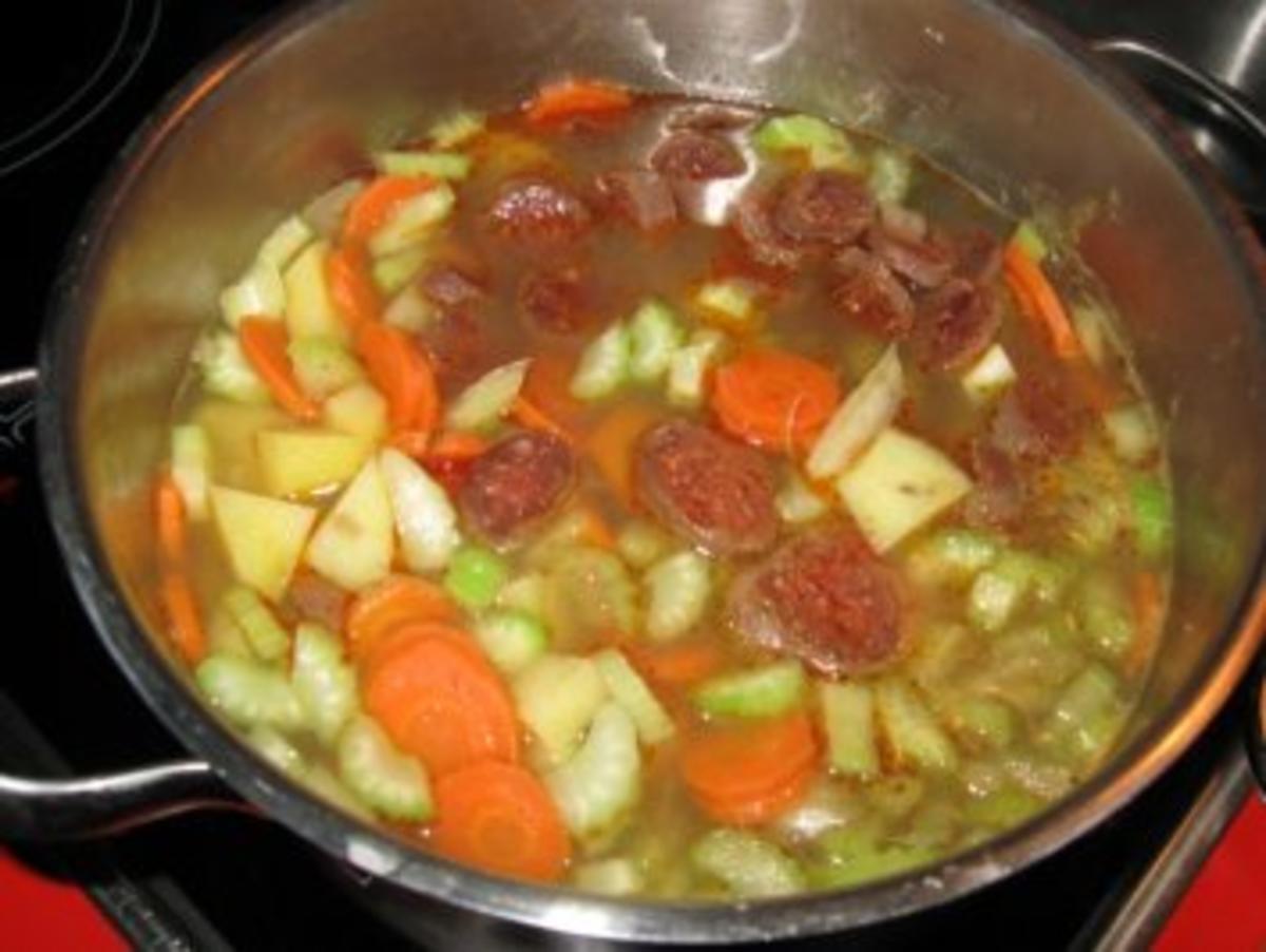 Karottensuppe mit Paprikamettwurst - Rezept - Bild Nr. 6