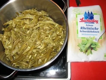 Saure Bohnen Rheinische Art mit Eisbein - Rezept - Bild Nr. 3