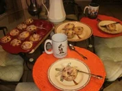 Rezept: Muffins - Sour Cream-Rosinen Rum - Die sind so lecker warm - Makes 24 Muffins Muffins - Sour Cream-Rosinen Rum - Die sind so lecker warm - Makes 24 Muffins - Rezept