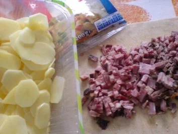 Rezept: Kartoffel-Käse-Auflauf Bild Nr. 5 Kartoffel-Käse-Auflauf - Rezept - Bild Nr. 5