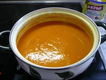 Rezept: Suppen - ...und noch eine Kürbissuppe Bild Nr. 5 Suppen - ...und noch eine Kürbissuppe - Rezept - Bild Nr. 5