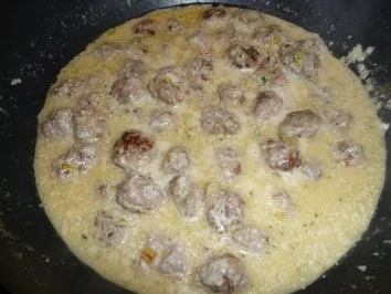 Porree - Hackklößchen mit Spätzle - Rezept - Bild Nr. 2