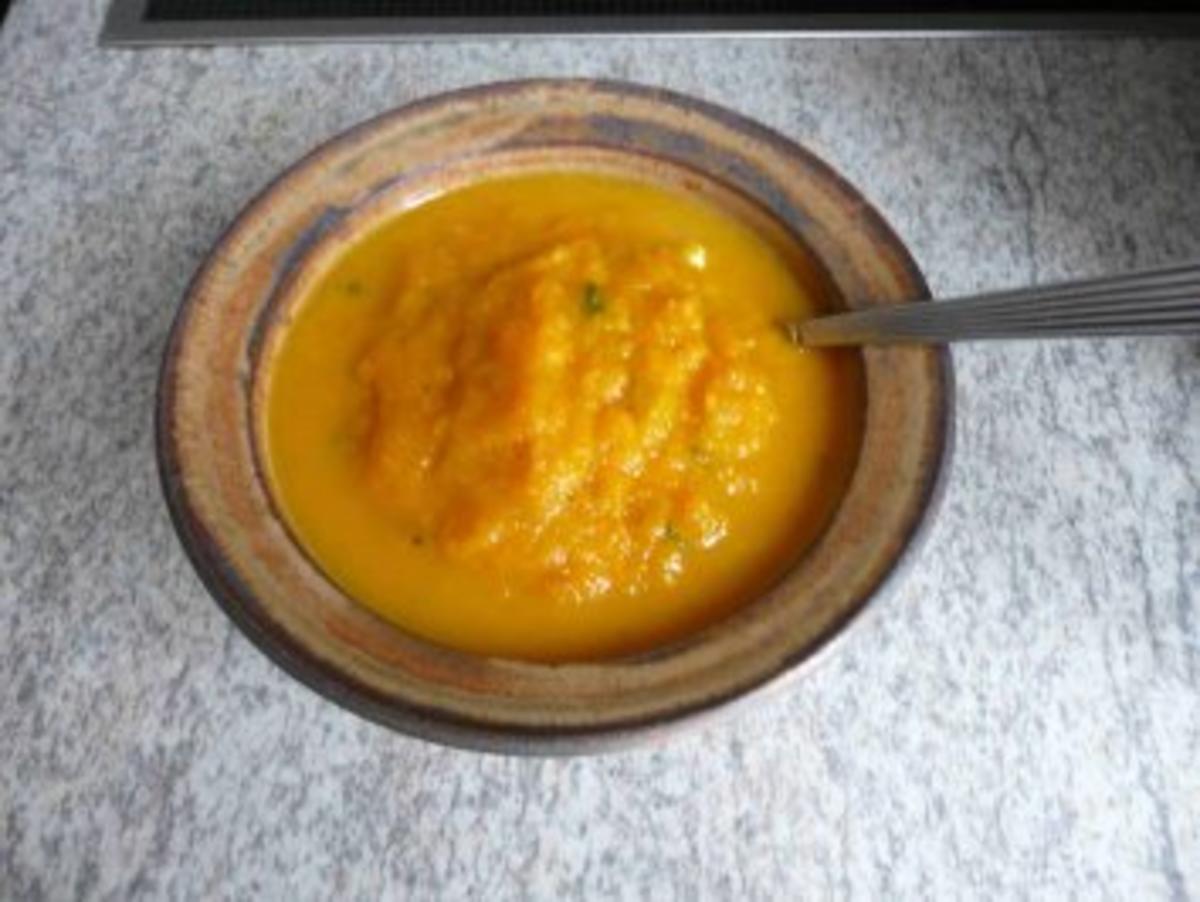 Suppen - Möhrensuppe - Rezept