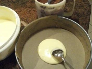 Biskuit:   ZEBRA ~ TORTE - Rezept - Bild Nr. 5