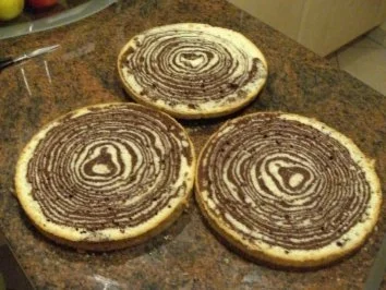 Biskuit:   ZEBRA ~ TORTE - Rezept - Bild Nr. 9