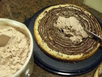 Biskuit:   ZEBRA ~ TORTE - Rezept - Bild Nr. 10